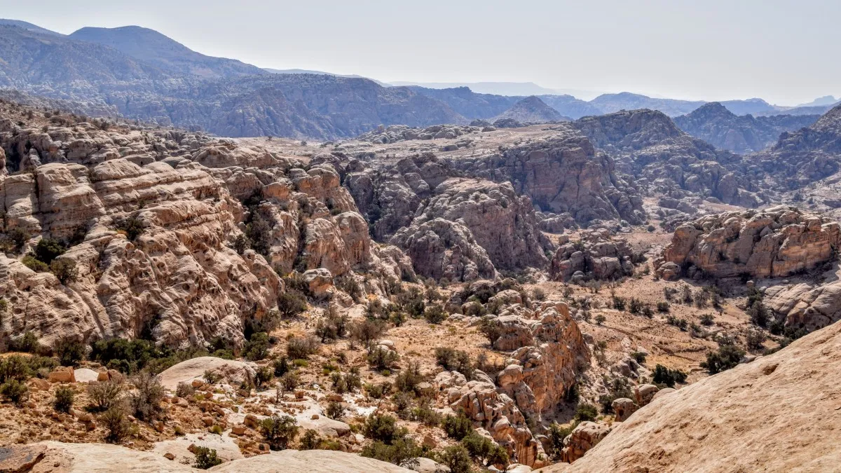 hiking and trekking adventure tours in Jordan Petra Wadi Rum Dana 